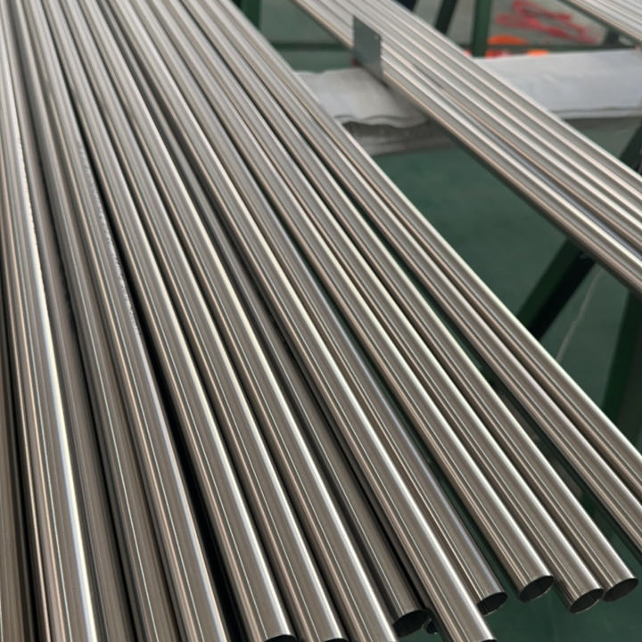 Tubería de acero inoxidable de soldadura A249 304L ERW 