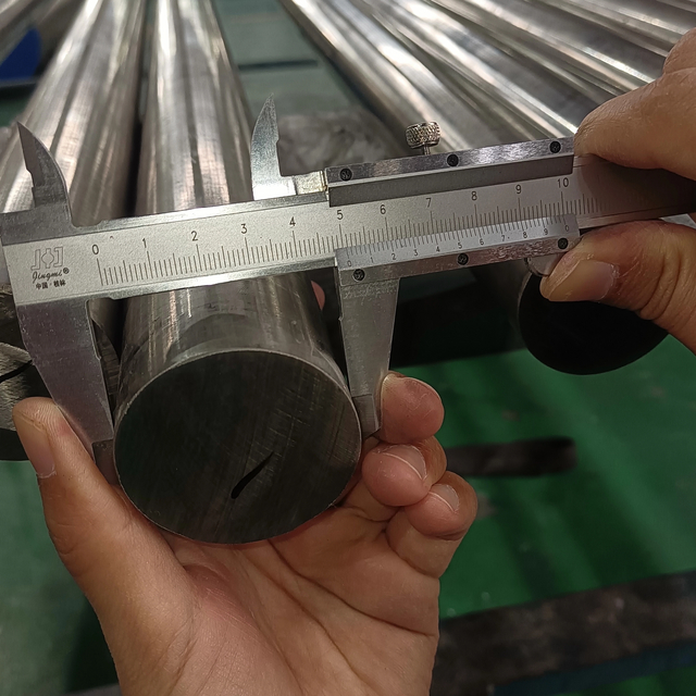 Tubería de acero inoxidable ASTM 316L tubería austenítica redonda 