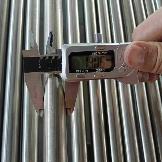 Consideraciones clave al adquirir tubos de acero inoxidable a granel